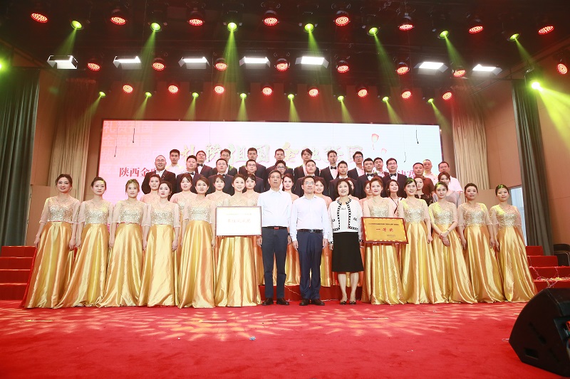 081728358129619522.jpg 赞美角逐2.jpg